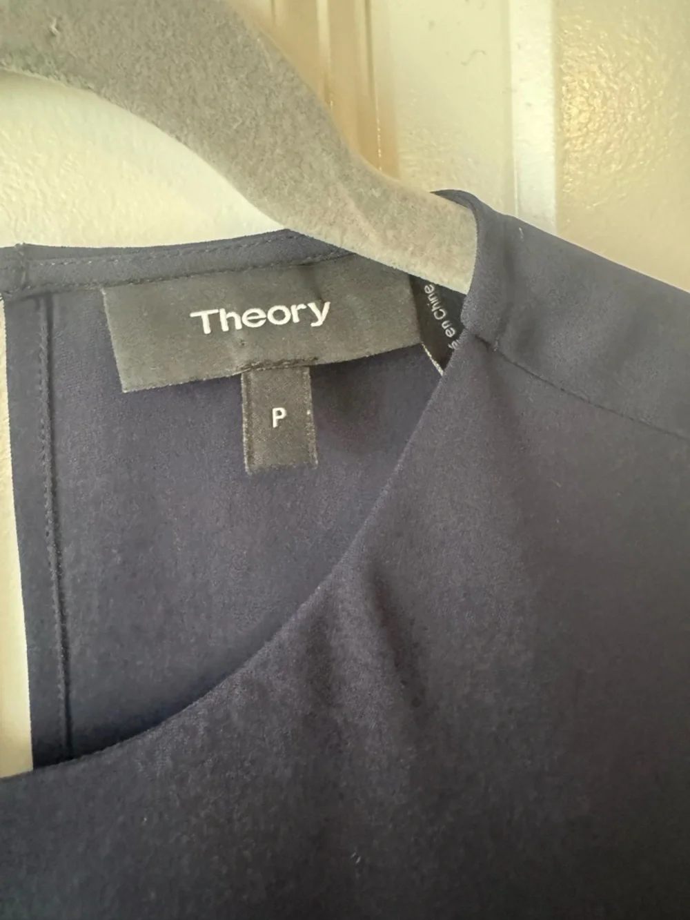 Theory Navy Sleeveless Crepe Ruffle Front Silk Blouse | Size Petite - Picture 3 of 5